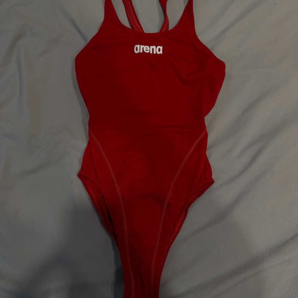 Arena Swimsuit 28